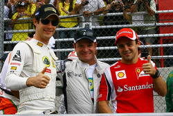 Bruno Senna, Lotus Renault GP with Rubens Barrichello, AT&T Williams and Felipe Massa, Scuderia Ferrari