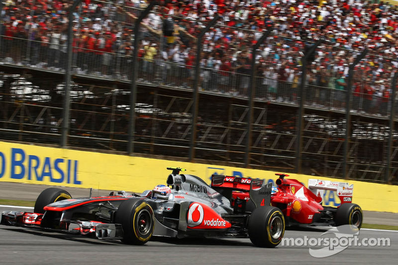 Jenson Button, McLaren Mercedes and Felipe Massa, Scuderia Ferrari