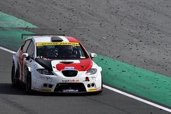 #61 Duel Racing Seat Leon Supercopa: Ramzi Moutran, Nabil Moutran, Sami Moutran