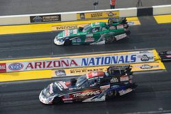 John Force en Courtney Force