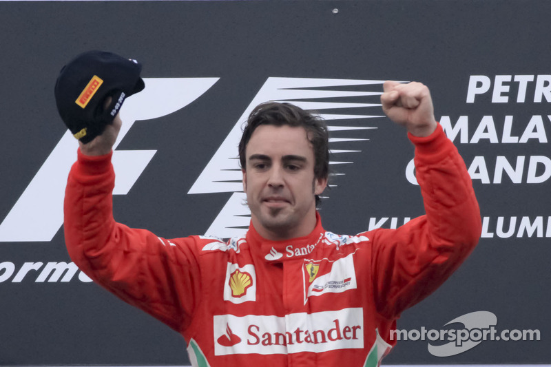 Podio: ganador de la carrera Fernando Alonso, Scuderia Ferrari