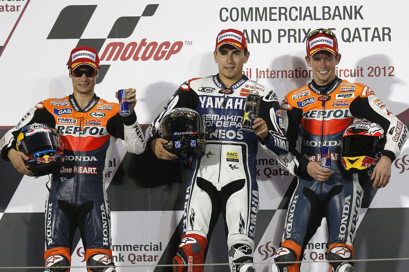 Podio: 1º Jorge Lorenzo, 2º Dani Pedrosa, 3º Casey Stoner