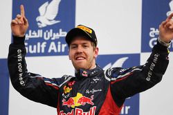 Sieger Sebastian Vettel, Red Bull Racing feiert auf dem Podium