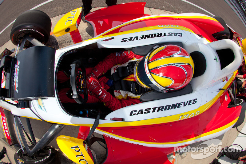 Piloto que mais correu pela Penske na Indy: 325
