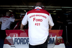 Wood Brothers crew