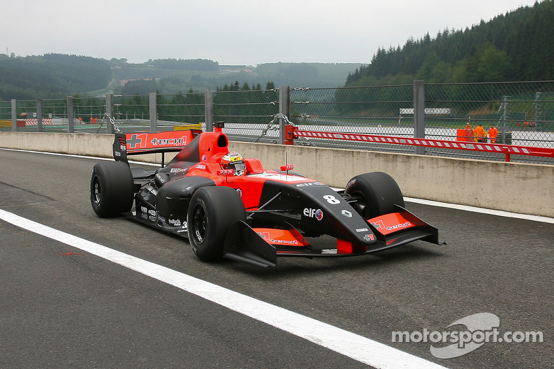 Ele combinou sua função na nova equipe com compromissos na Fórmula Renault 3.5, quando acumulou três vitórias e oito pódios, perdendo o título para Robin Frijns na última corrida.