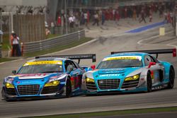 GT300 start: #21 Hitotsuyama Racing Audi R8 LMS: Cyndie Allemann, Akihiro Tsuzuki battle with #30 AP