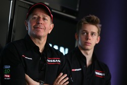 Martin Brundle, Alex Brundle