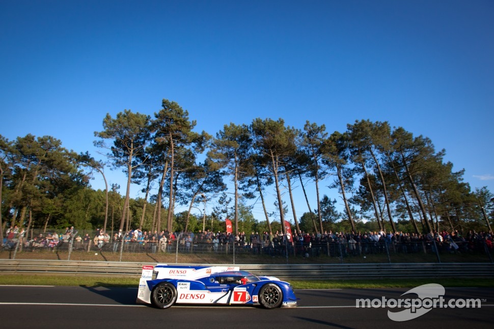 #7 Toyota Racing Toyota TS 030 - Hybrid: Alexander Wurz, Nicolas Lapierre, Kazuki Nakajima