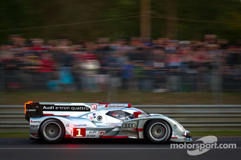 #1 Audi Sport Team Joest Audi R18 E-Tron Quattro: Marcel Fässler, Andre Lotterer, Benoit Tréluyer