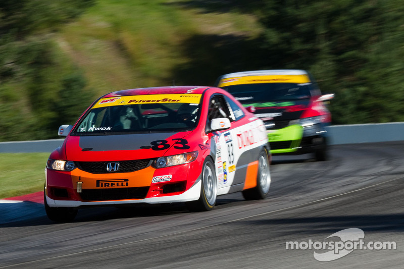 #83 Durabond Racing Honda Civic Si : Tom Kwok