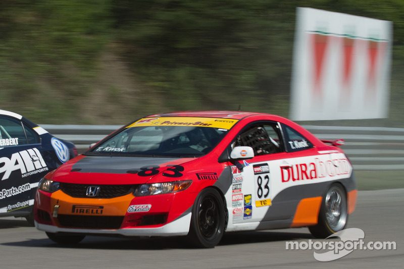 #83 Durabond Racing Honda Civic Si : Tom Kwok