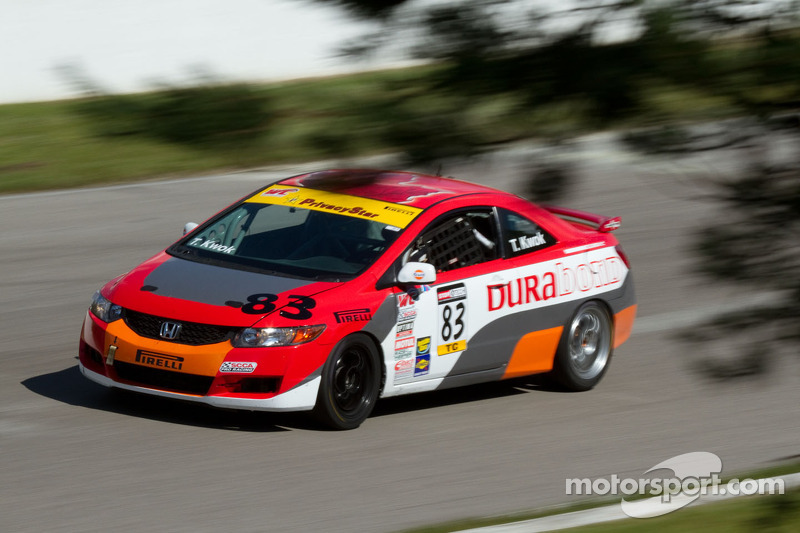 #83 Durabond Racing Honda Civic Si : Tom Kwok