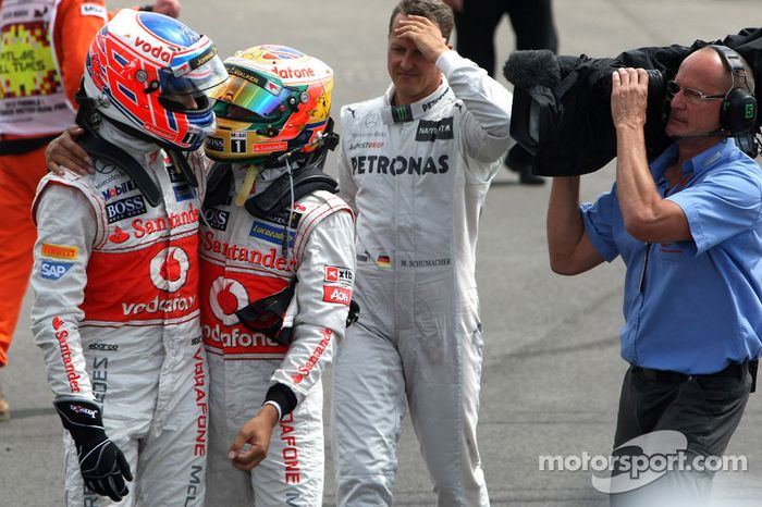 Jenson Button, McLaren Mercedes y Lewis Hamilton, McLaren Mercedes, parc ferme