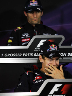 Sebastian Vettel, Red Bull Racing ve Mark Webber, Red Bull Racing FIA basın toplantısı