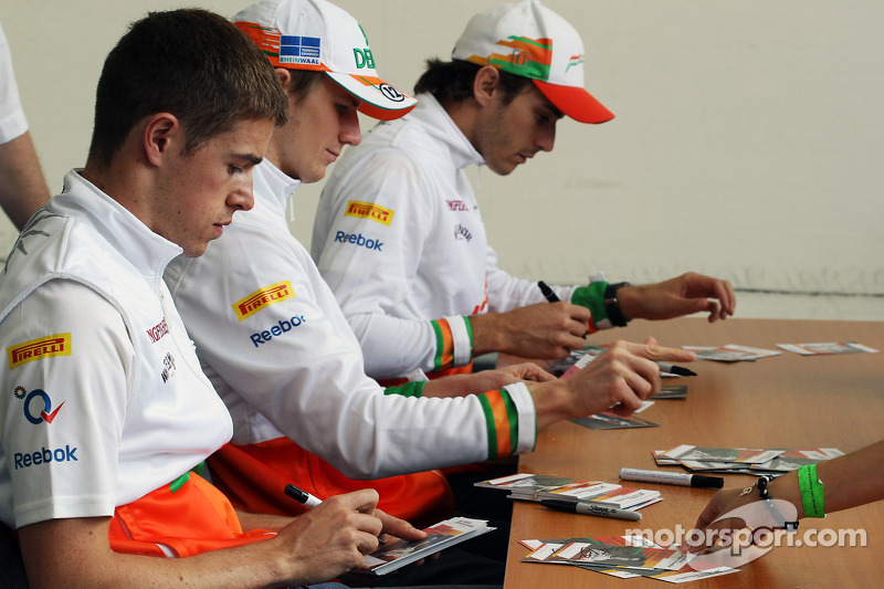 Paul di Resta, Sahara Force India F1; Nico Hulkenberg, Sahara Force India F1 ve Jules Bianchi, Sahar