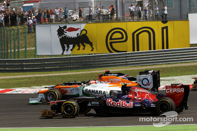 Jean Eric Vergne, Scuderia Toro Rosso; Paul di Resta, Sahara Force India y Pastor Maldonado, William