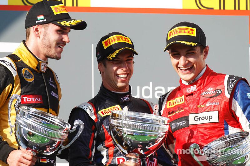 Podium: race winner Antonio Felix da Costa, second place Daniel Abt, third place Mitch Evans