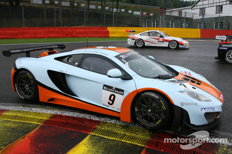 9 Gulf Racing UK McLaren MP412C GT3 Mike Wainwright, Rob Bell, Andy