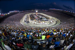 Overall view of the race