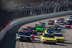 Start: Joey Logano leads