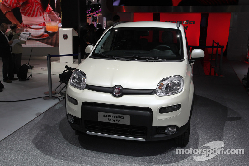 Fiat Panda 4x4 At Paris Mondial De L Automobile Canadian Edition