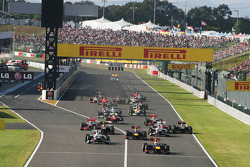 Себастьян Феттель, Red Bull Racing лідирує на старті перегонів