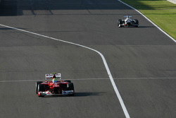 Felipe Massa, Scuderia Ferrari and Kamui Kobayashi, Sauber F1 Team