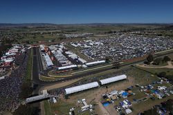 Overview of Mount Panorama and Bathurst circuit