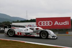 #1 Audi Sport Team Joest, Audi R18 e-tron quattro: Marcel Fässler, Benoit Tréluyer, Andre Lotterer