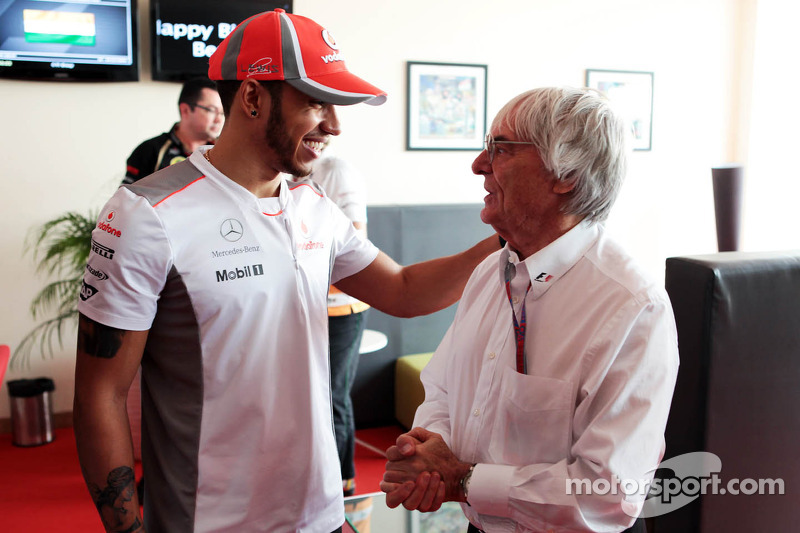 Bernie Ecclestone, celebra su cumpleaños 82 con Lewis Hamilton, McLaren