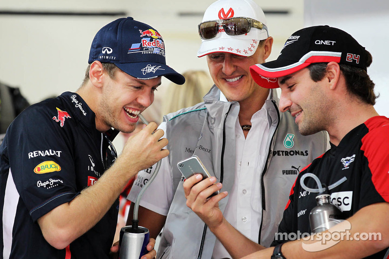 Sebastian Vettel, Red Bull Racing, Michael Schumacher, Mercedes AMG F1 en Timo Glock, Marussia F1 Te