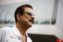 Subrata Roy Sahara, Sahara Chairman