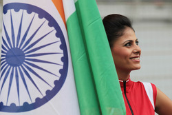 Grid girl with the Indian flag
