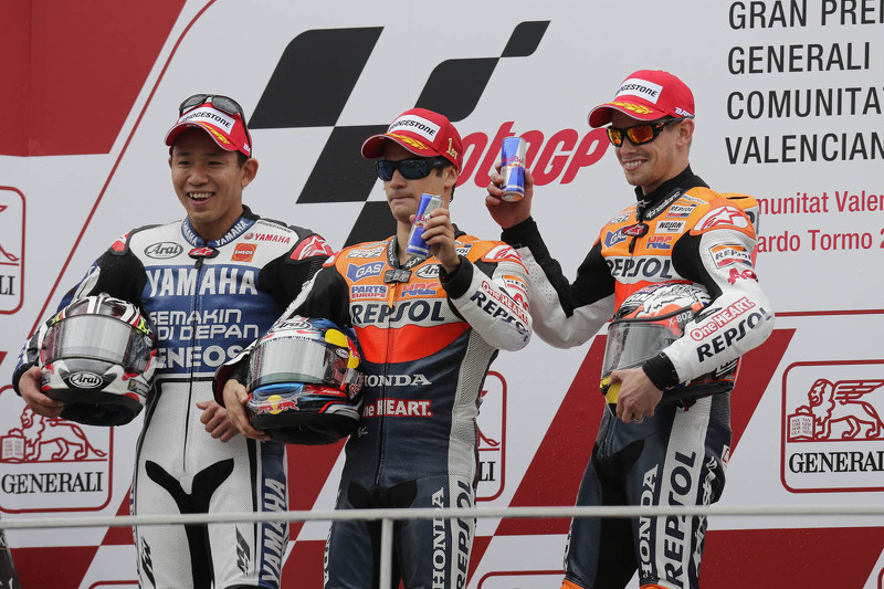 Podio: ganador Dani Pedrosa, Repsol Honda Team, segundo lugar Katsuyuki Nakasuga, Yamaha Factory Rac