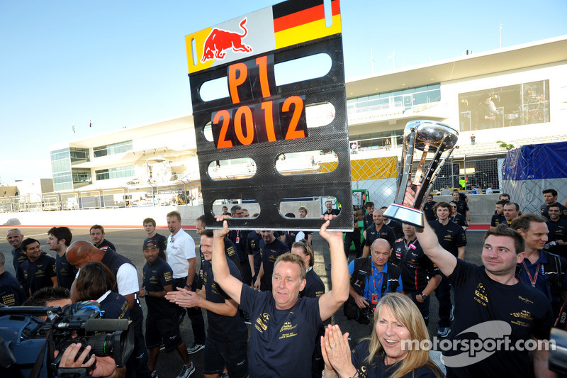 L'équipe Red Bull Racing fête le titre constructeurs