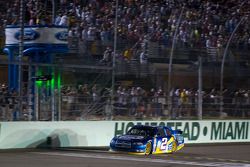 Brad Keselowski, Penske Racing Dodge takes the checkered flag to become the 2012 NASCAR Sprint Cup series champion