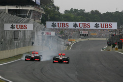 Jenson Button, McLaren Mercedes et Lewis Hamilton, McLaren Mercedes