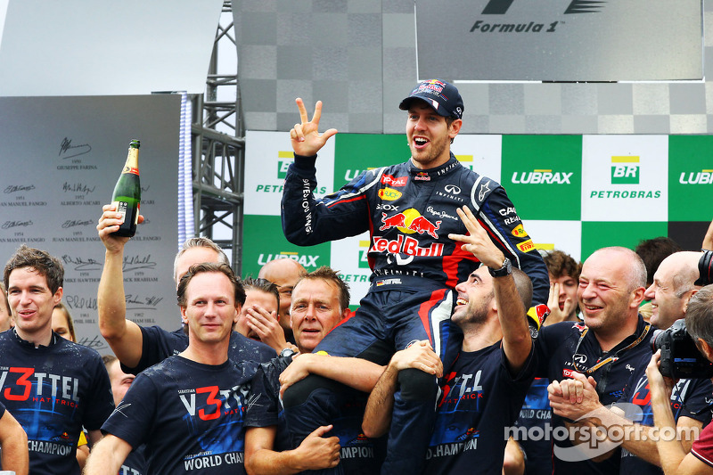 Sebastian Vettel, Red Bull Racing celebrates his World Championship with the team