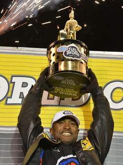 2012 Champion Antron Brown celebrates
