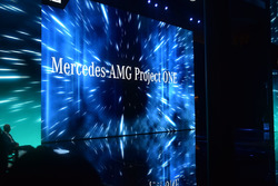 Презентація Mercedes-AMG Project One