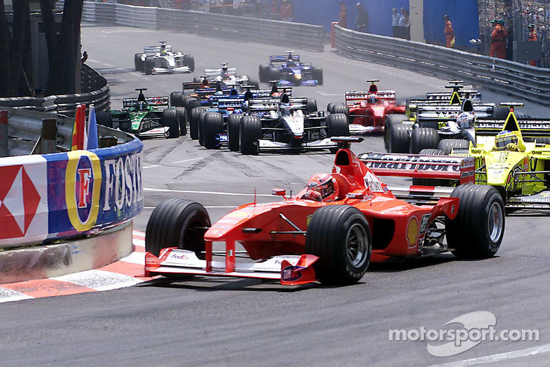 Start: Michael Schumacher leads