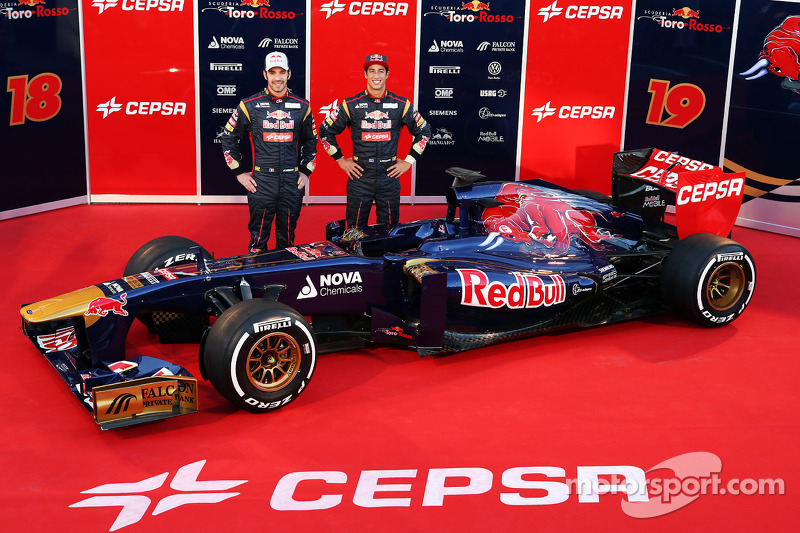 Jean-Eric Vergne, Scuderia Toro Rosso and Daniel Ricciardo, Scuderia Toro Rosso unveil the new Scuderia Toro Rosso STR8