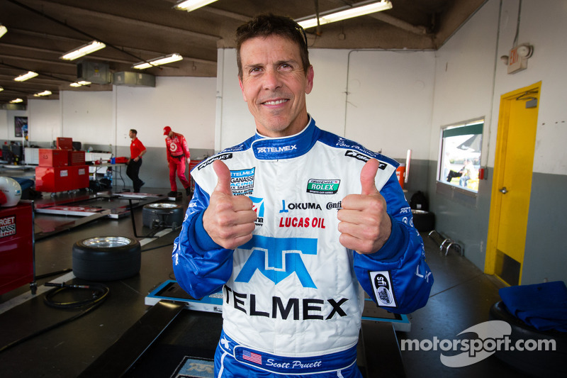 DP pole winnaar Scott Pruett viert zijn snelste tijd