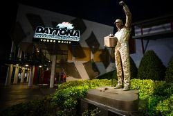 Statue of Dale Earnhardt