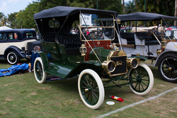 1911 Ford Model T Roadster