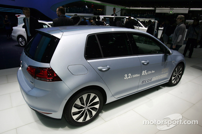 Volkswagen Golf Tdi Blue Emotion At Geneva International Motorshow Volkswagen Golf Tdi Blue Emotion