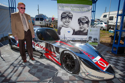 Dr. Don Panoz with the new DeltaWing Racing Cars DeltaWing LM12 Elan Coupé