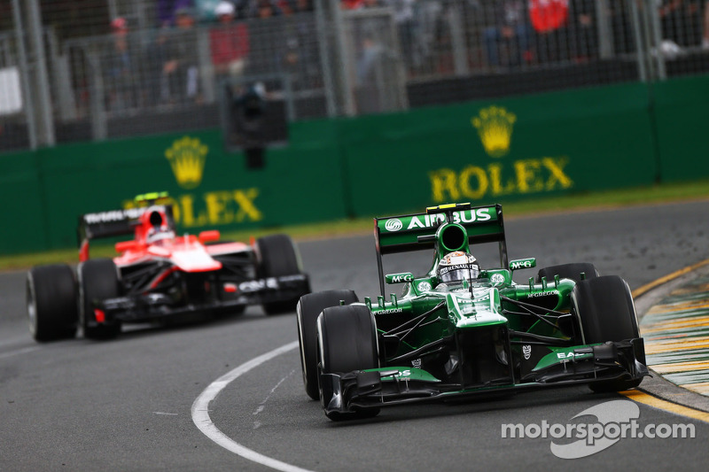 В чемпионате еще оставались Caterham и Marussia, за которые гонялись Шарль Пик и Гидо ван дер Гарде...