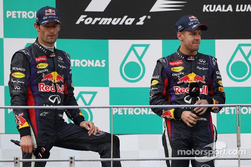 Podio: ganador de la carrera Sebastian Vettel, Red Bull Racing. Mark Webber, Red Bull Racing el segu